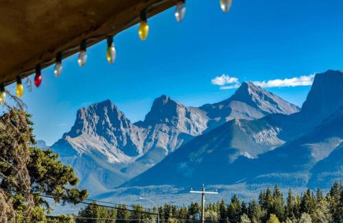 Harvie Heights House | Gateway Suites Private Double room Near Canmore and Banff