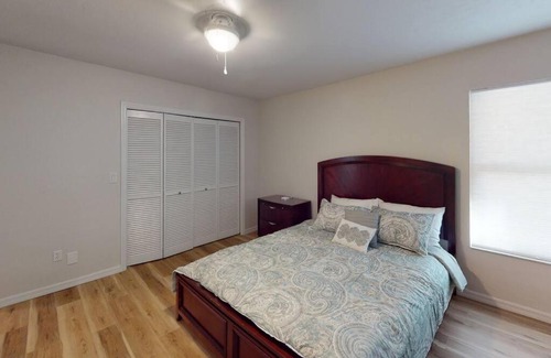 Gainesville House | Gator Pool and Hot Tub House -1.5 miles to Stadium