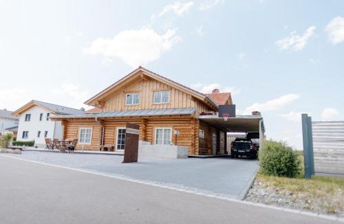 Nesselwang Apartment | Gaul Lodge - für bis zu 8 Gäste, inkl Königscard, 4 Schlafzimmer, 2 Bäder, große Küche, gratis Parken & WLAN, Self Check-in