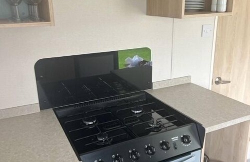 Ayr House | GDs Caravan Hire Craig Tara