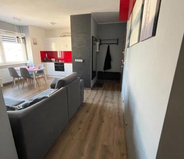 Dziaki Lesne Apartment | Gdynia Apartament 42 m z miejscem w Garażu z Windą blisko centrum i morza