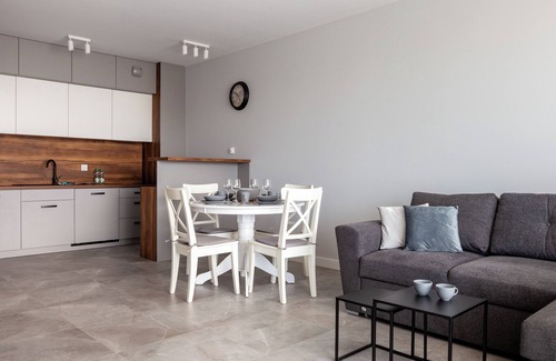 Srodmiescie Apartment | Gdynia Marina Modern Apartment