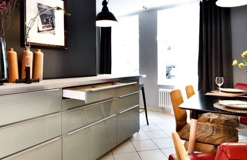 Erfurt Old Town Apartment | Gelber Löwe - Stylish living in Erfurt's old town with balcony