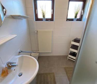 Dietrichsfeld Apartment | Gemütliche EG-Ferienwohnung Brazil mit eingezäunten Garten