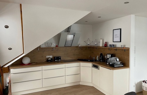 Heles Apartment | Gemütliche Fewo für 2 Familien mit Schwimmbad - im Wald!