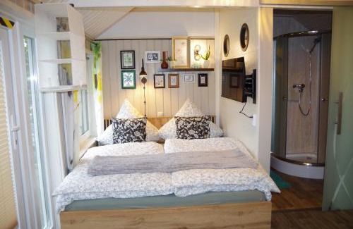 Steina House | gemütliches Tiny House mit Kamin und Sauna