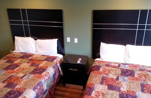 Cinnaminson Hotel | Genes Motel