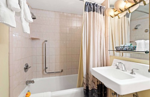 Williamsport Hotel | Genetti Hotel, SureStay Collection by Best Western