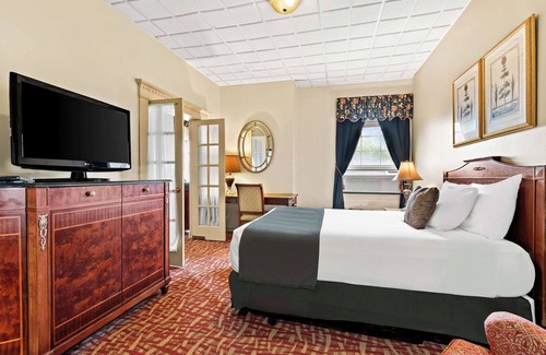 Williamsport Hotel | Genetti Hotel, SureStay Collection by Best Western