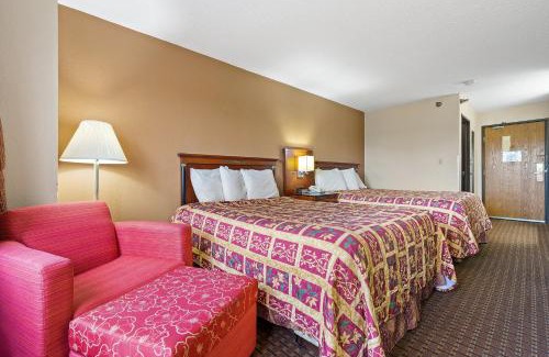 St. Charles Hotel | Geneva Motel