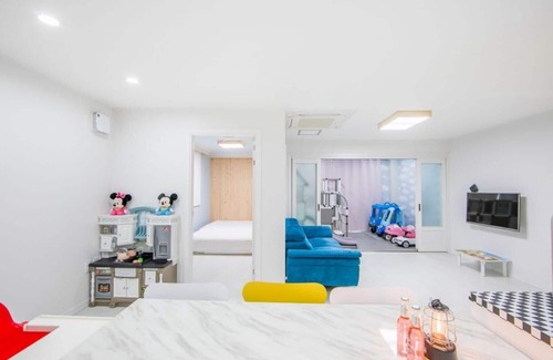 Geoje House | Geoje Island Viken Kids Pool Villa