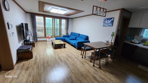 Geoje Apartment | Geoje Seaside Luxury Family Villa