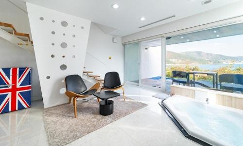 Irun-myeon Villa | Geoje Star Marine Pool Villa
