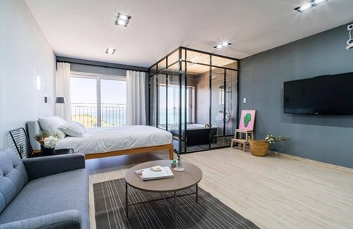 Geoje House | Geojedo Maybe Pension