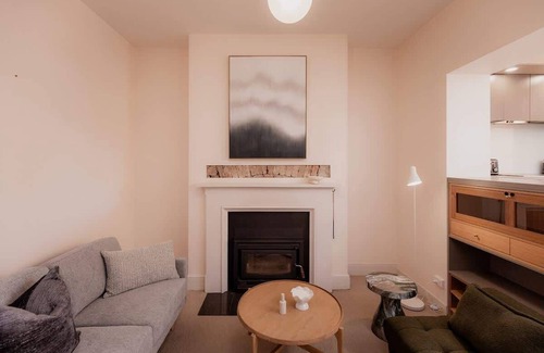 Battery Point House | Georgian built Battery Point cottage