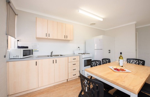 Mahomets Flats Hotel | Geraldton's Ocean West