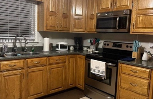 Cedar Bluff House | Get away from the City hustle and bustle, spend some quiet time on the lake