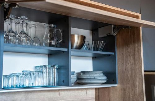 Shiligarnika Apartment | Getaway 2 Bedroom Dream Apartment - free parking