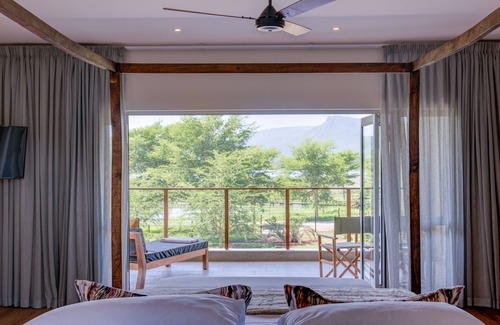 Mkuze Hotel | Ghost Mountain Inn