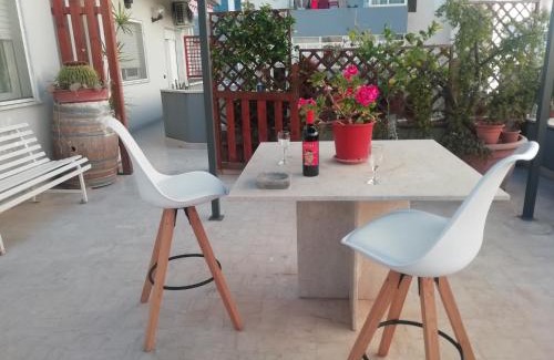Casa Santa Apartment | GIARDINO FIORITO 2 WI-FI BICI Free