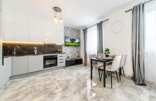 Gorzow Wielkopolski Apartment | Gicek Apartament 3A bezpłatny PARKING Faktura VAT 4 osobowy K-S SSE