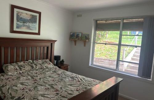 Yinnar South House | Gilbert rise