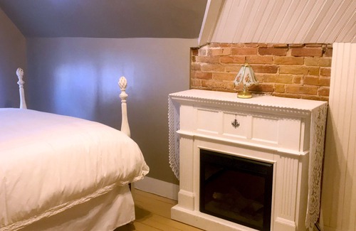 Salisbury Bed & Breakfast | Gillis Grier Bed & Breakfast