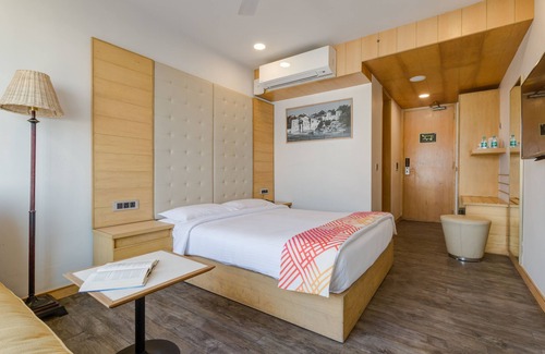 Surat Hotel | Ginger Surat City Centre