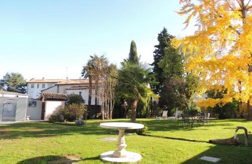 Ronchis House | Ginkgo Guest House