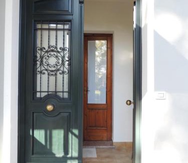 Ronchis House | Ginkgo Guest House