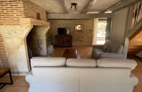 Martel Bed & Breakfast | Gite 06-La Vigne, with pool & jacuzzi-16 pers