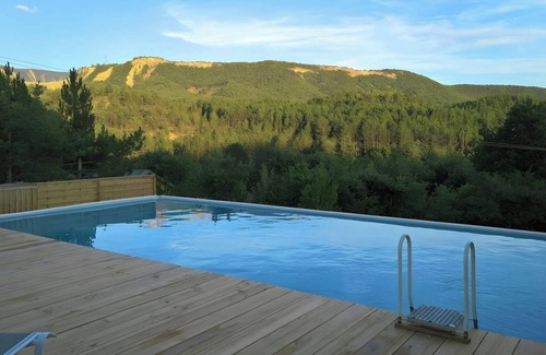 Entrepierres House | Gite 4 etoiles en pleine nature 10 pers.