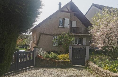 Folkling Apartment | Gite au vieux chêne (proximité de Forbach57)