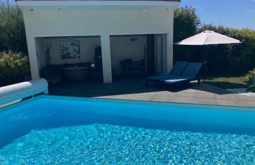 Saint-Andeol-le-Chateau House | Gite BamBou avec piscine