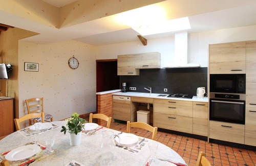 Echemire Cottage | Gite Baugé-en-Anjou, 4 bedrooms, 9 persons