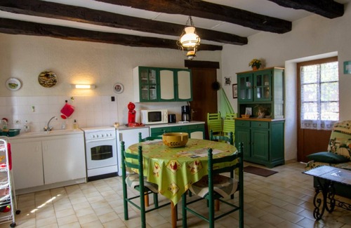 Saint-Pantaly-d'Ans Cottage | Gite Cubjac-Auvézère-Val d'Ans, 1 bedroom, 2 persons