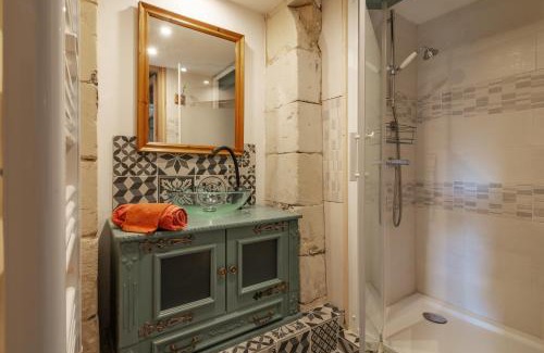 Deneze-sous-Doue Apartment | Gite de la Ferme du Château 2 - Studio Climatisé