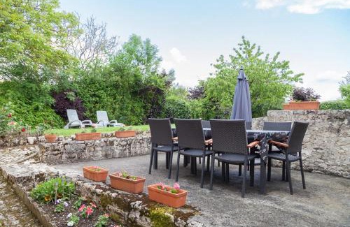 Saint-Michel-le-Cloucq House | Gite de la Gravee