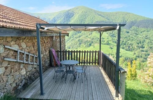 Riverenert Ski Chalet | Gite du pic vert