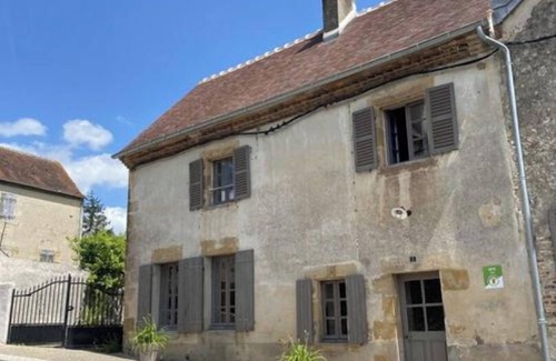 Besson House | Gite Eugénie