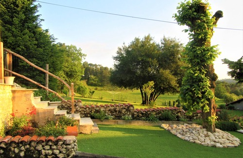 Leguillac-de-l'Auche House | Gîte for 6 people with swimming pool. SPA option