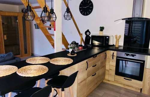 Auxi-le-Chateau House | Gite in somme bay with private sauna and outdoor terrace