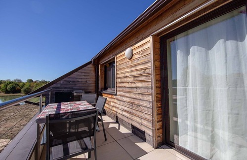 Jouy-le-Potier Cottage | Gite Jouy-le-Potier, 2 bedrooms, 4 persons