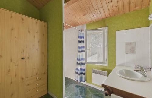 Salignac-Eyvignes Ski Chalet | Gite La Brousse - piscine - pour 5 avec jardin