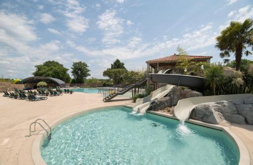 Saint-Julien-des-Landes House | Gite La Dodiniere