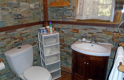 Notre-Dame-du-Portage Bed & Breakfast | Gîte La Halte Du Verger Bed and Breakfast