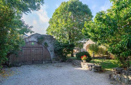 Sainte-Enimie House | Gite la perdrix a sauveterre
