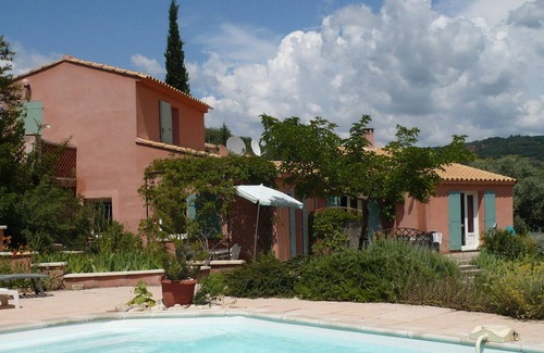 Lioux Cottage | Gite La Romarine district the castle LIOUX 06 88 42 55 85