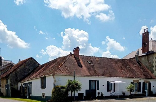 Mailhac-sur-Benaize House | Gite Le Carrosse