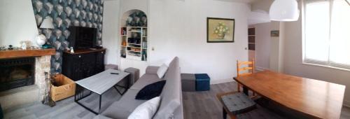 Chatel-Censoir House | GITE LES 27 ROSES ET PLUS